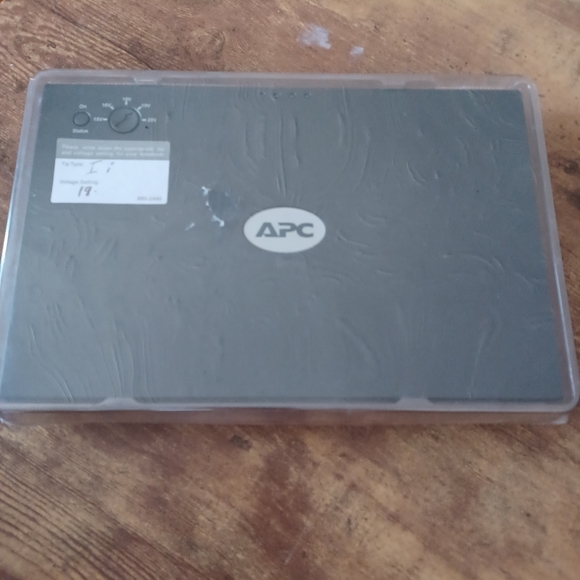 APC Universal Notebook Battery 65Wh - Picture 4 of 4